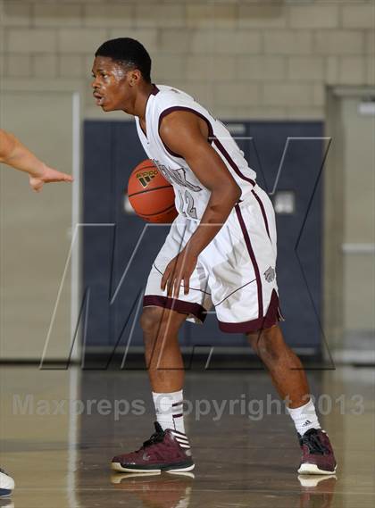 Thumbnail 3 in Citrus Hill vs. Claremont (I Have a Dream Classic) photogallery.