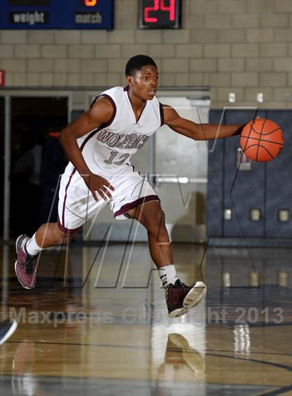 Thumbnail 3 in Citrus Hill vs. Claremont (I Have a Dream Classic) photogallery.