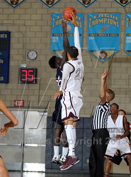 Thumbnail 3 in Citrus Hill vs. Claremont (I Have a Dream Classic) photogallery.