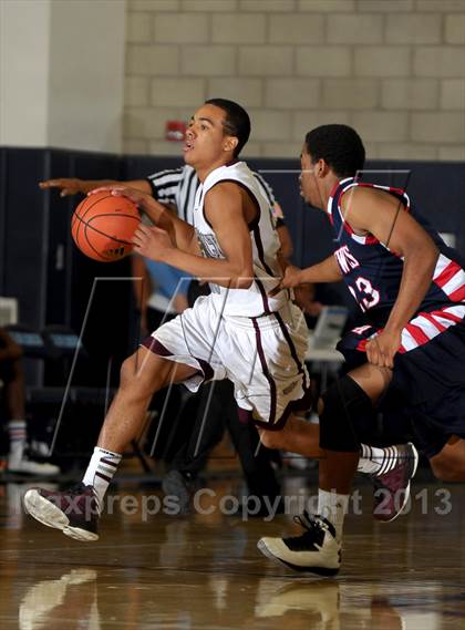 Thumbnail 2 in Citrus Hill vs. Claremont (I Have a Dream Classic) photogallery.