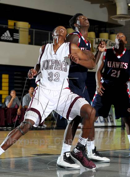 Thumbnail 2 in Citrus Hill vs. Claremont (I Have a Dream Classic) photogallery.