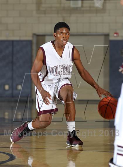 Thumbnail 1 in Citrus Hill vs. Claremont (I Have a Dream Classic) photogallery.