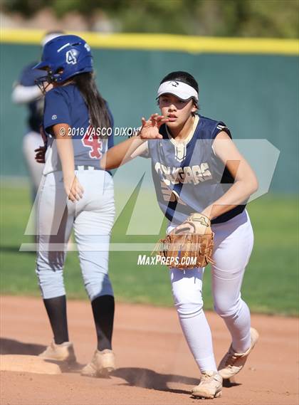 Thumbnail 3 in McClintock @ Kellis photogallery.