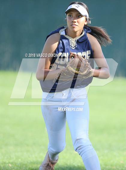 Thumbnail 3 in McClintock @ Kellis photogallery.