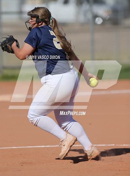 Thumbnail 3 in McClintock @ Kellis photogallery.