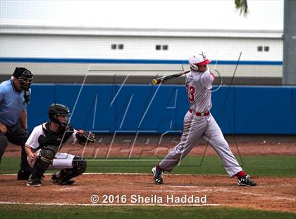 Thumbnail 2 in Regis Jesuit vs St. John's (IMG National Classic) photogallery.