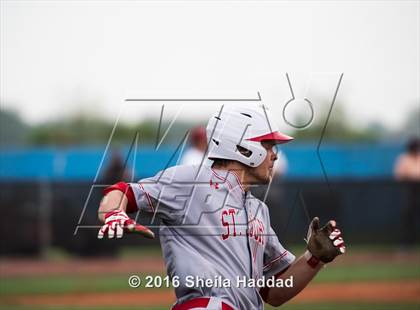 Thumbnail 2 in Regis Jesuit vs St. John's (IMG National Classic) photogallery.