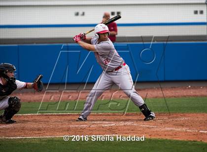 Thumbnail 3 in Regis Jesuit vs St. John's (IMG National Classic) photogallery.