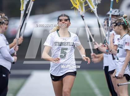 Thumbnail 1 in Walnut Hills @ Strongsville photogallery.