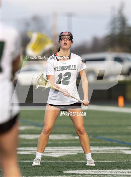 Thumbnail 3 in Walnut Hills @ Strongsville photogallery.