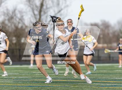 Thumbnail 1 in Walnut Hills @ Strongsville photogallery.