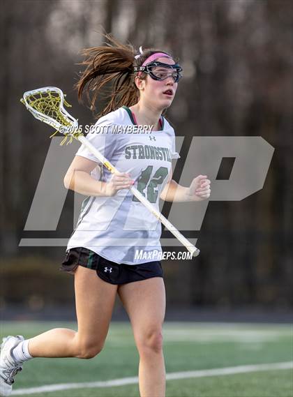 Thumbnail 3 in Walnut Hills @ Strongsville photogallery.