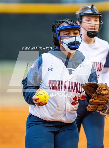 Thumbnail 2 in Overhills @ Terry Sanford photogallery.