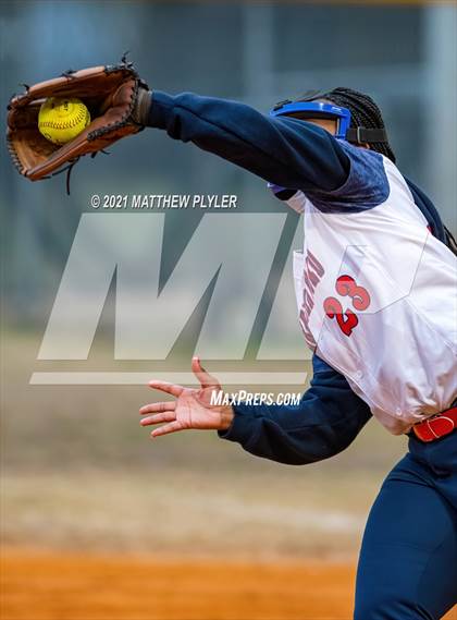 Thumbnail 3 in Overhills @ Terry Sanford photogallery.