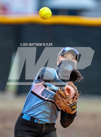 Thumbnail 3 in Overhills @ Terry Sanford photogallery.