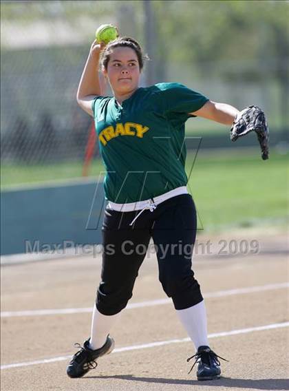 Thumbnail 2 in Golden Sierra vs. Tracy (Stephanie LeDoux Tournament) photogallery.