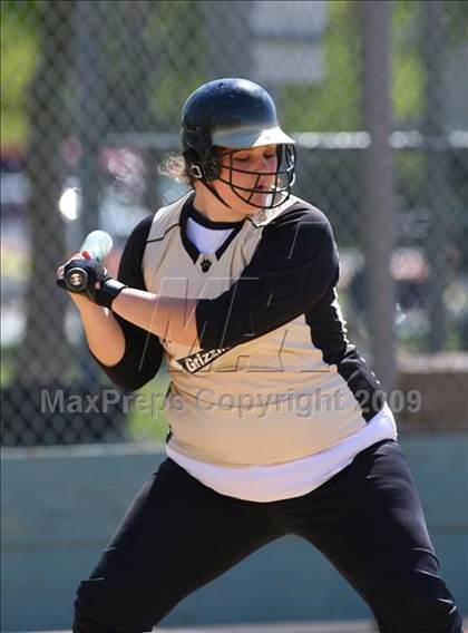 Thumbnail 2 in Golden Sierra vs. Tracy (Stephanie LeDoux Tournament) photogallery.