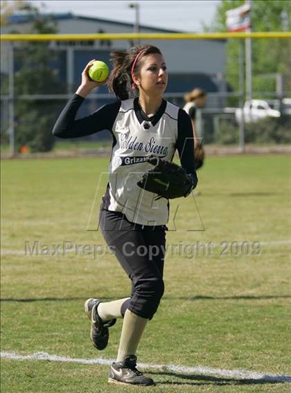 Thumbnail 3 in Golden Sierra vs. Tracy (Stephanie LeDoux Tournament) photogallery.