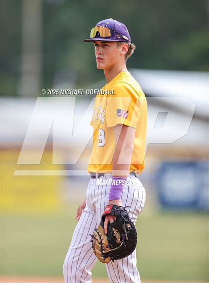 Thumbnail 3 in North Vermilion vs. Beau Chene photogallery.