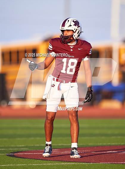 Thumbnail 1 in McCollum @ Floresville photogallery.