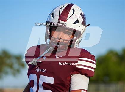 Thumbnail 2 in McCollum @ Floresville photogallery.