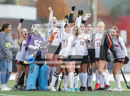 Thumbnail 3 in Wilson vs. Central York (PIAA Class 3A Quarterfinals) photogallery.