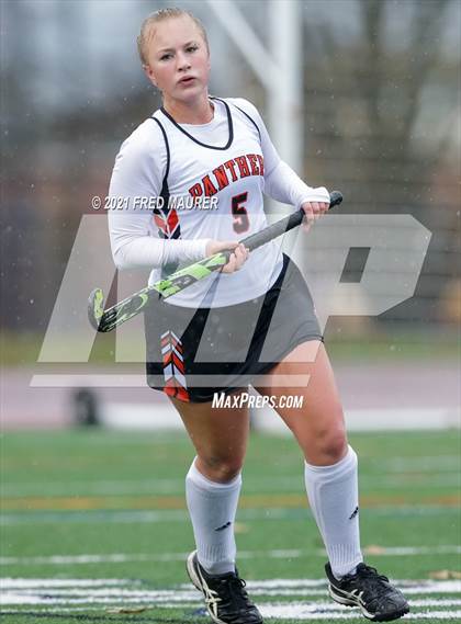 Thumbnail 3 in Wilson vs. Central York (PIAA Class 3A Quarterfinals) photogallery.