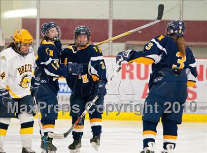 Thumbnail 3 in Fargo North vs Breck (Schwan Cup) photogallery.