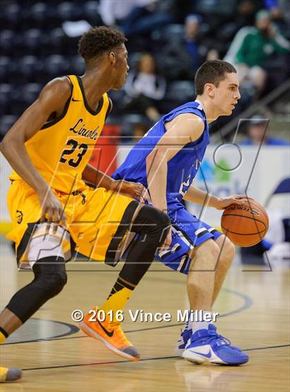 Thumbnail 2 in Seattle Prep vs. Lincoln photogallery.