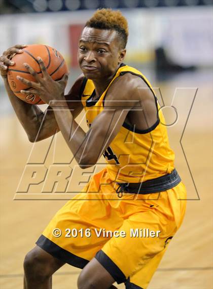 Thumbnail 1 in Seattle Prep vs. Lincoln photogallery.