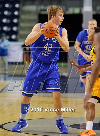 Thumbnail 1 in Seattle Prep vs. Lincoln photogallery.