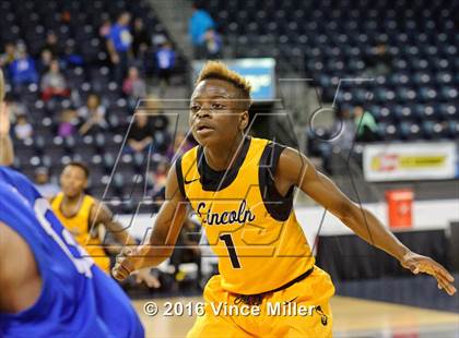 Thumbnail 1 in Seattle Prep vs. Lincoln photogallery.
