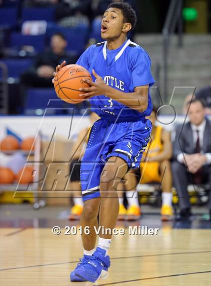 Thumbnail 2 in Seattle Prep vs. Lincoln photogallery.