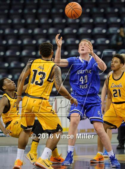 Thumbnail 1 in Seattle Prep vs. Lincoln photogallery.