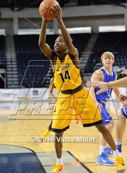Thumbnail 1 in Seattle Prep vs. Lincoln photogallery.