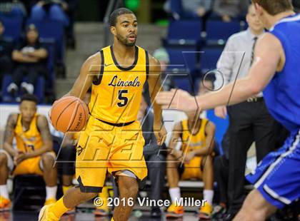 Thumbnail 1 in Seattle Prep vs. Lincoln photogallery.