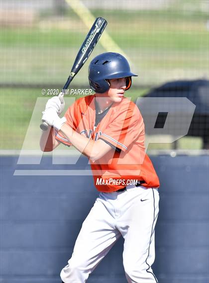 Thumbnail 1 in Austin vs. Glenn (LISD Tournament) photogallery.