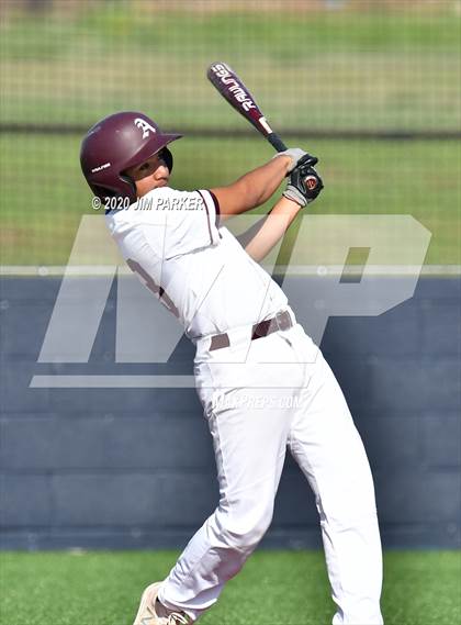 Thumbnail 3 in Austin vs. Glenn (LISD Tournament) photogallery.