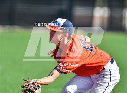 Thumbnail 3 in Austin vs. Glenn (LISD Tournament) photogallery.