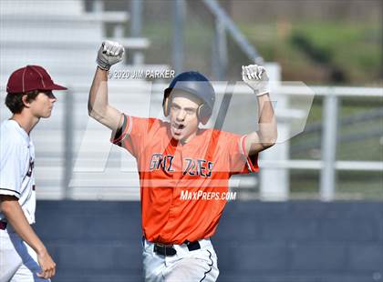 Thumbnail 2 in Austin vs. Glenn (LISD Tournament) photogallery.