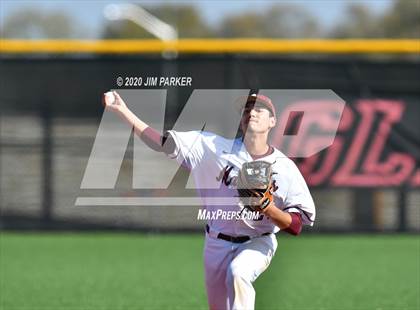 Thumbnail 3 in Austin vs. Glenn (LISD Tournament) photogallery.