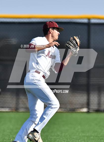 Thumbnail 2 in Austin vs. Glenn (LISD Tournament) photogallery.