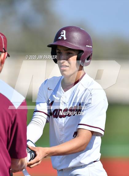 Thumbnail 2 in Austin vs. Glenn (LISD Tournament) photogallery.