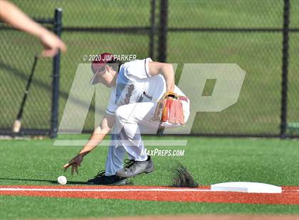 Thumbnail 1 in Austin vs. Glenn (LISD Tournament) photogallery.