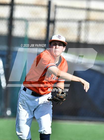Thumbnail 2 in Austin vs. Glenn (LISD Tournament) photogallery.