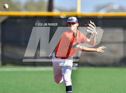 Thumbnail 2 in Austin vs. Glenn (LISD Tournament) photogallery.