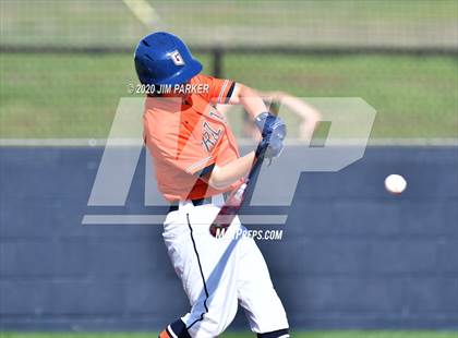 Thumbnail 3 in Austin vs. Glenn (LISD Tournament) photogallery.