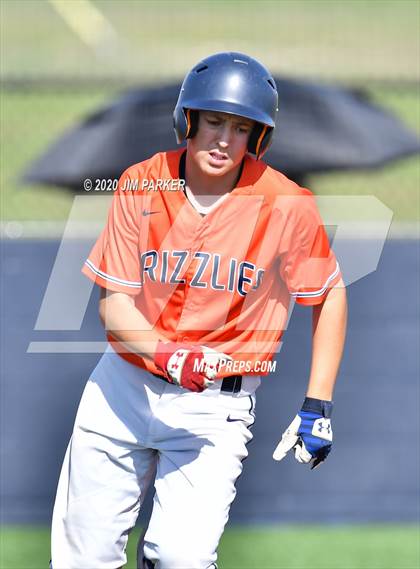 Thumbnail 3 in Austin vs. Glenn (LISD Tournament) photogallery.