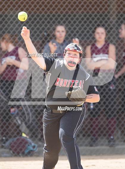 Thumbnail 2 in Cranberry Area vs Moniteau (PIAA District 9 AA Final) photogallery.