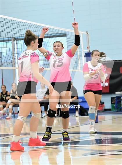 Thumbnail 1 in Pickens vs River Bluff (Dorman Tournament of Champions) photogallery.